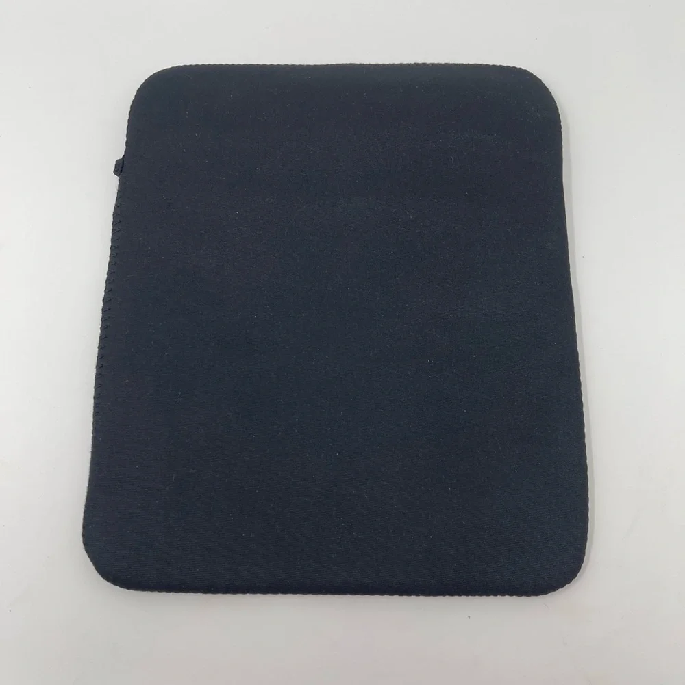 Mini neoprene laptop / tablet sleeve black NWT